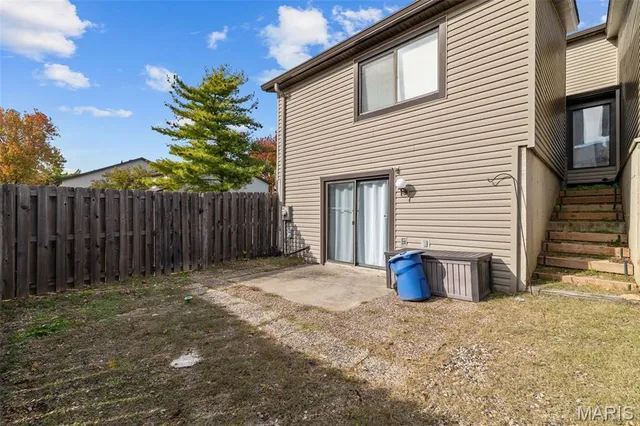 $225,000 | 11538 Sandy View Drive, Unit 212, St. Louis, MO 63146