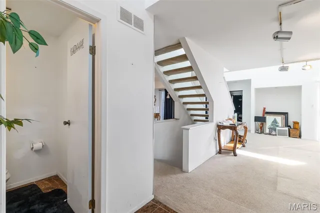 $225,000 | 11538 Sandy View Drive, Unit 212, St. Louis, MO 63146