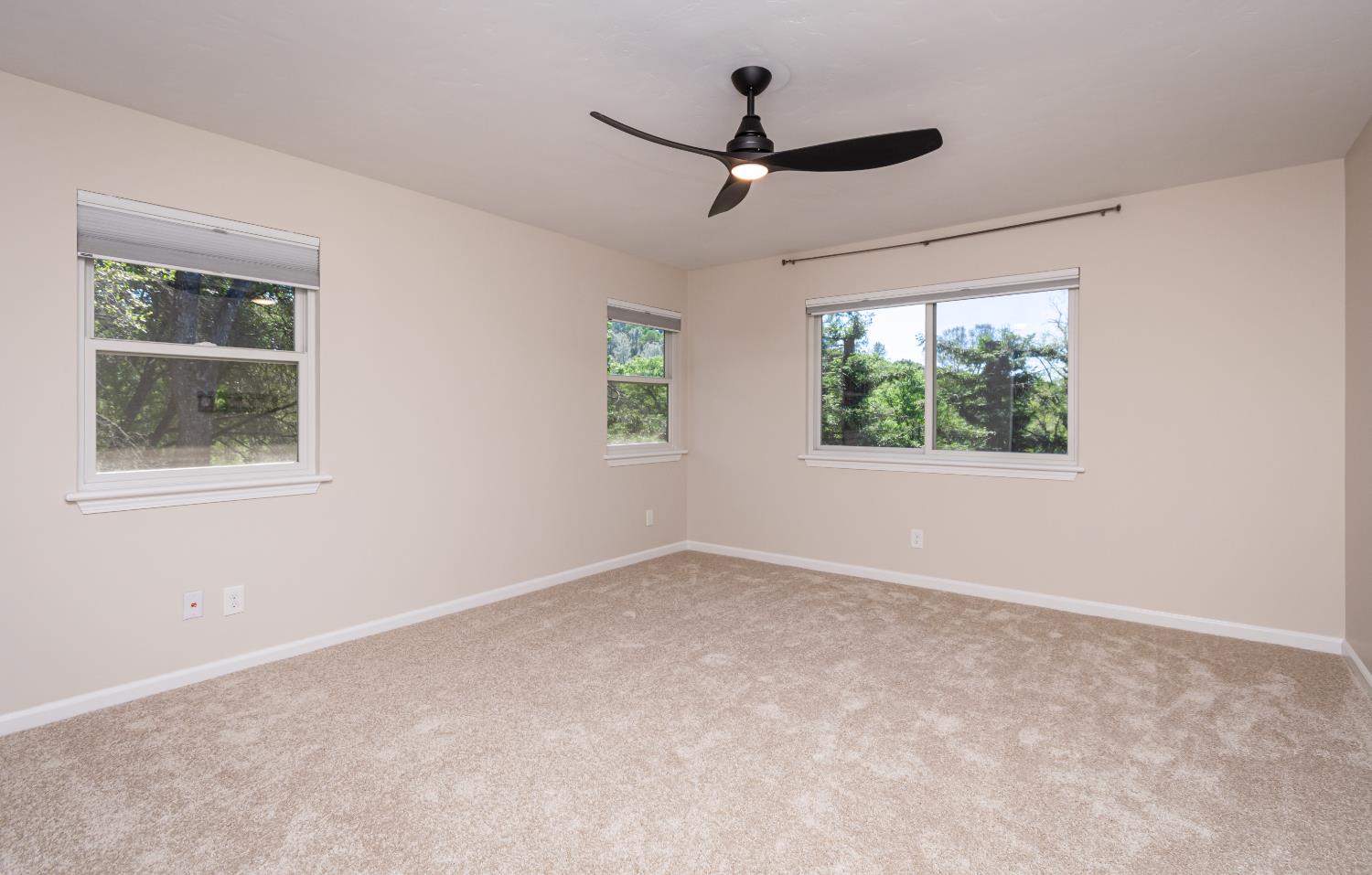 8501 King Road Loomis, CA 95650 - Photo 50 of 62 a view of room with window and ceiling fan