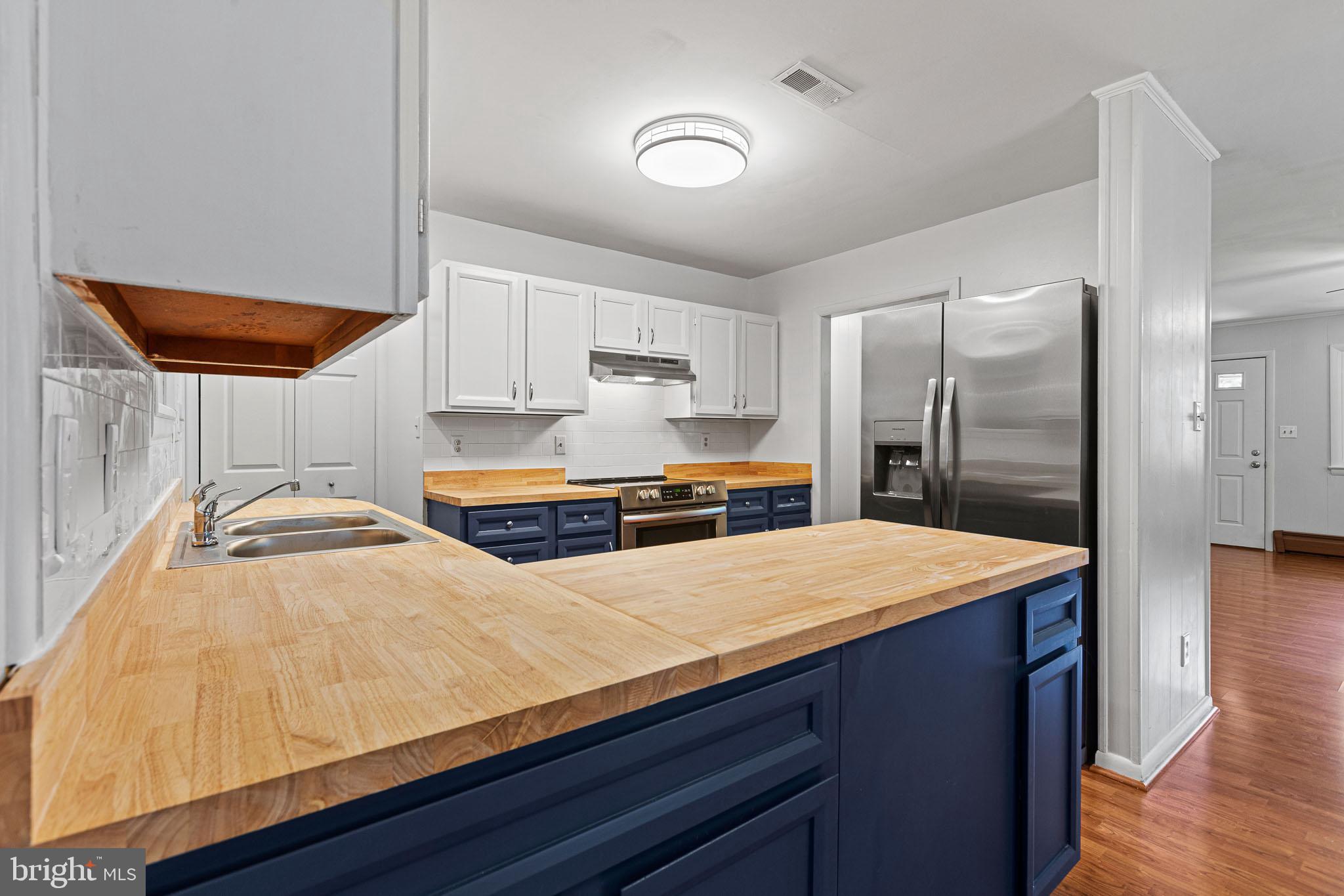 18352 River Road Tall Timbers, MD 20690 - Photo 11 of 29 Kitchen