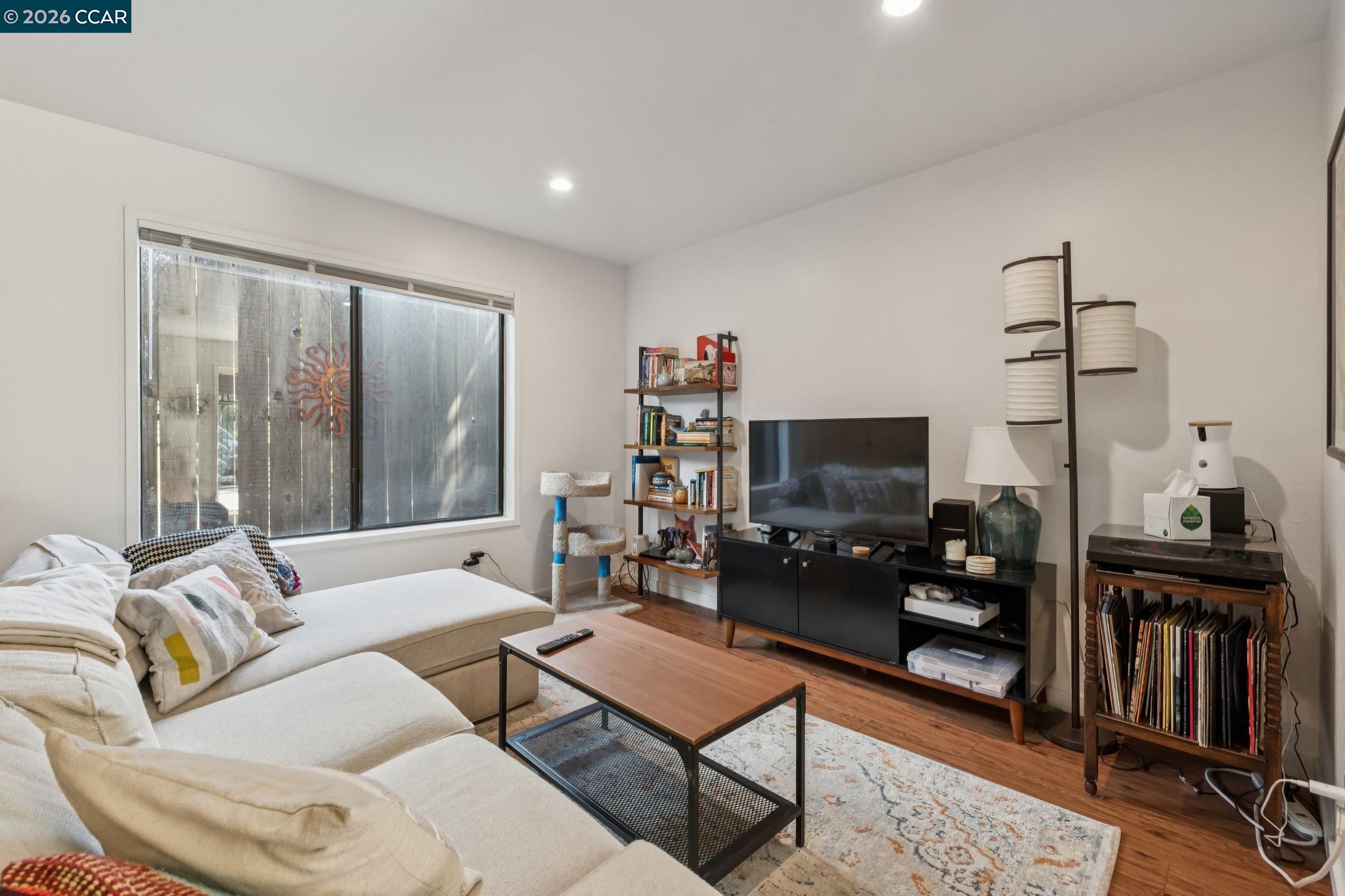 1242 Hopkins Street Berkeley, CA 94702 - Photo 41 of 84