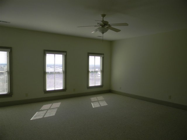 27 Rivoli Lane Greenville, SC 29615 - Photo 12 of 15 Gallery Image 12