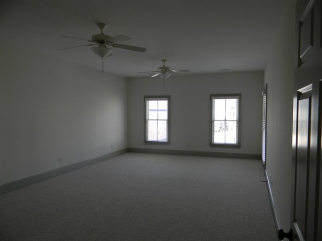 27 Rivoli Lane Greenville, SC 29615 - Photo 8 of 15 Gallery Image 8