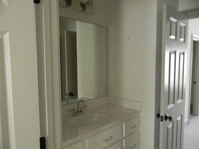 27 Rivoli Lane Greenville, SC 29615 - Photo 10 of 15 Gallery Image 10