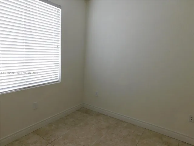 $2,700 | 21485 Southwest 112th Avenue, Unit 408, Miami, FL 33170