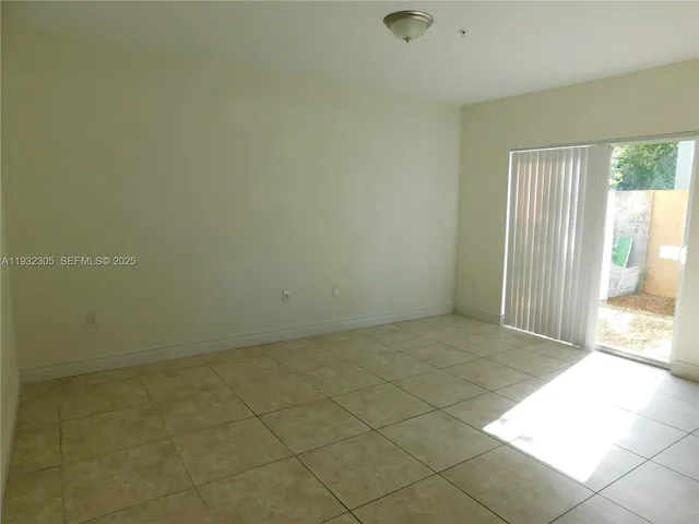 $2,700 | 21485 Southwest 112th Avenue, Unit 408, Miami, FL 33170