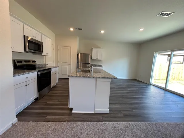 $2,000 | 2006 Burnwood Street, Melissa, TX 75454