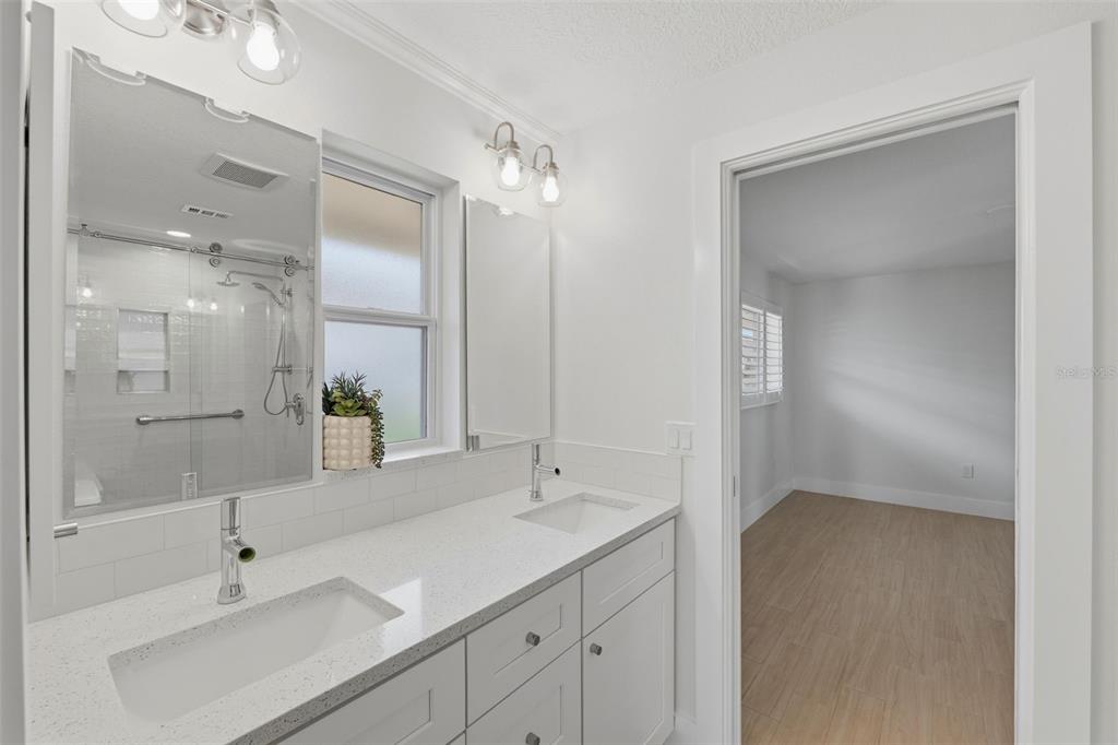 2080 Hawaii Avenue Northeast St. Petersburg, FL 33703 - Photo 36 of 58