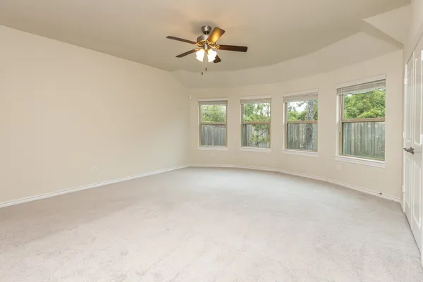 $3,500 | 11 Pioneer Canyon Place, The Woodlands, TX 77375