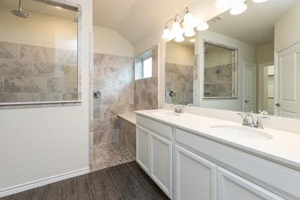 $3,500 | 11 Pioneer Canyon Place, The Woodlands, TX 77375