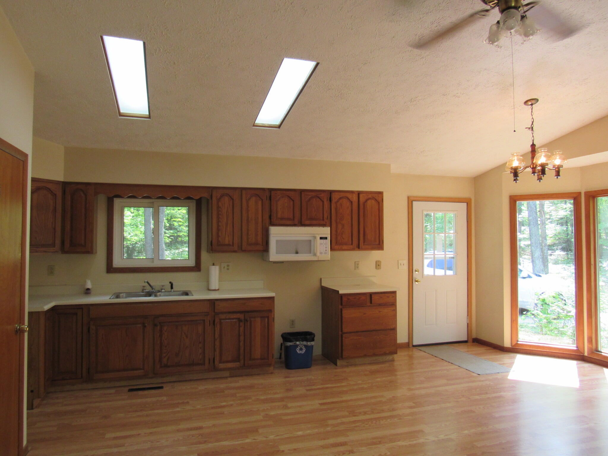 5023 West Dort Road Roscommon, MI 48653 - Photo 5 of 62 Gallery Image 5