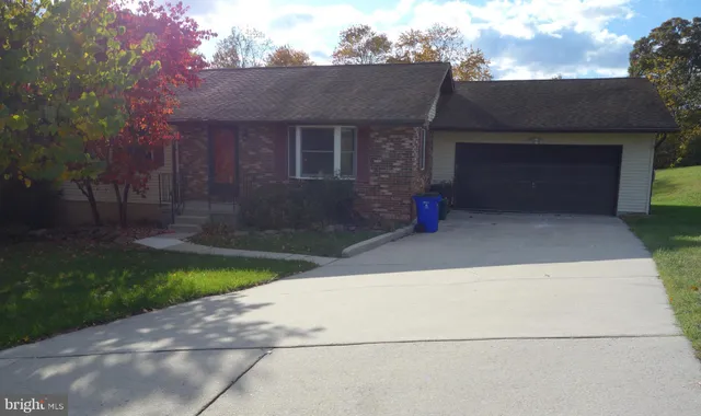 a house view with a outdoor space