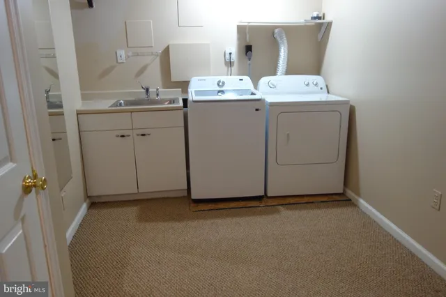 a room with a washing machine