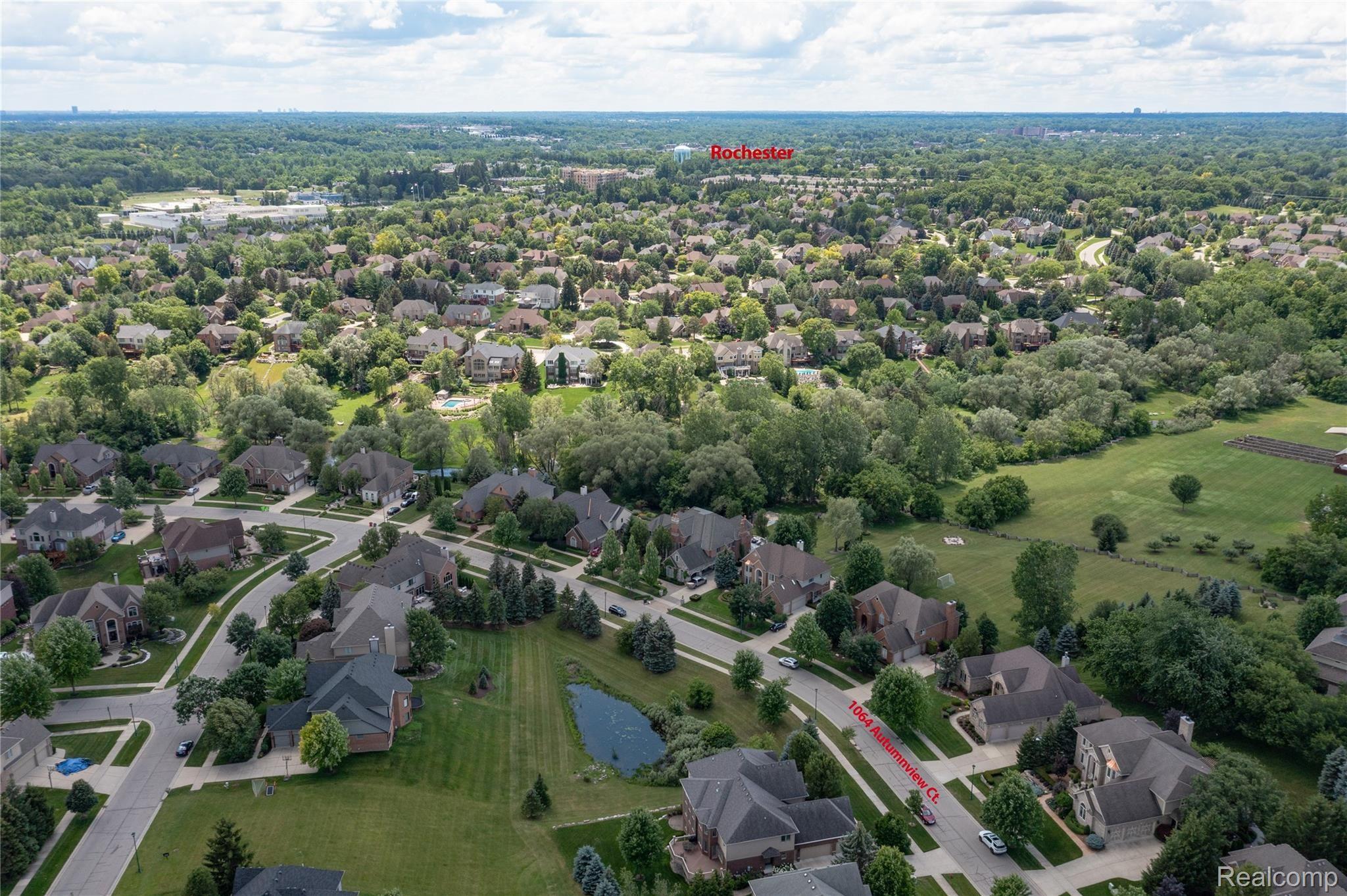 1064 Autumnview Drive Rochester, MI 48307 - Photo 39 of 40 1064AutumnviewAerial-4.jpg