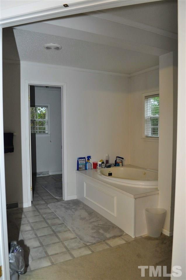 2737 Leasburg Road Roxboro, NC 27574 - Photo 7 of 30