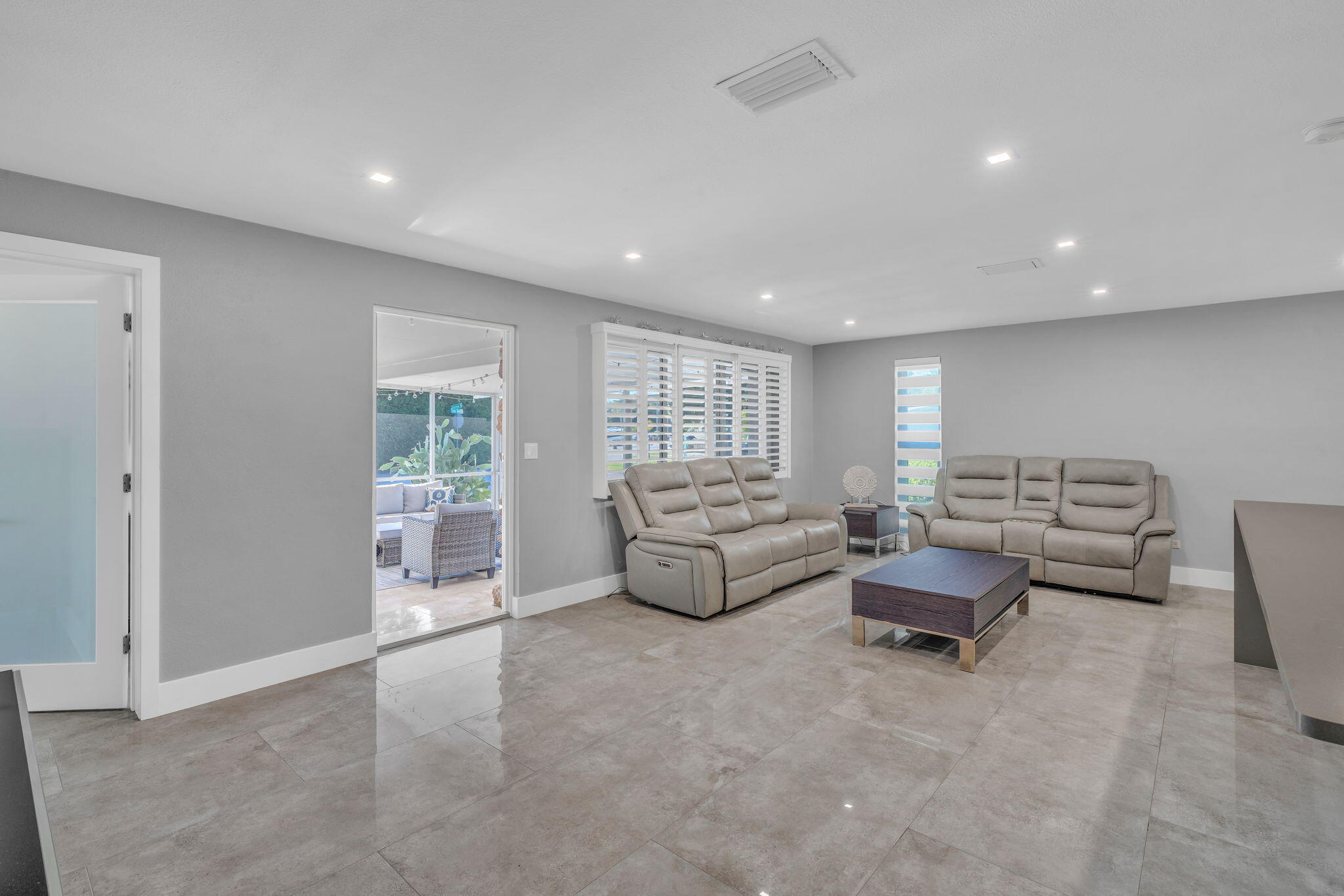 222 2nd Road Key Largo, FL 33037 - Photo 4 of 43 a living room with furniture and a window