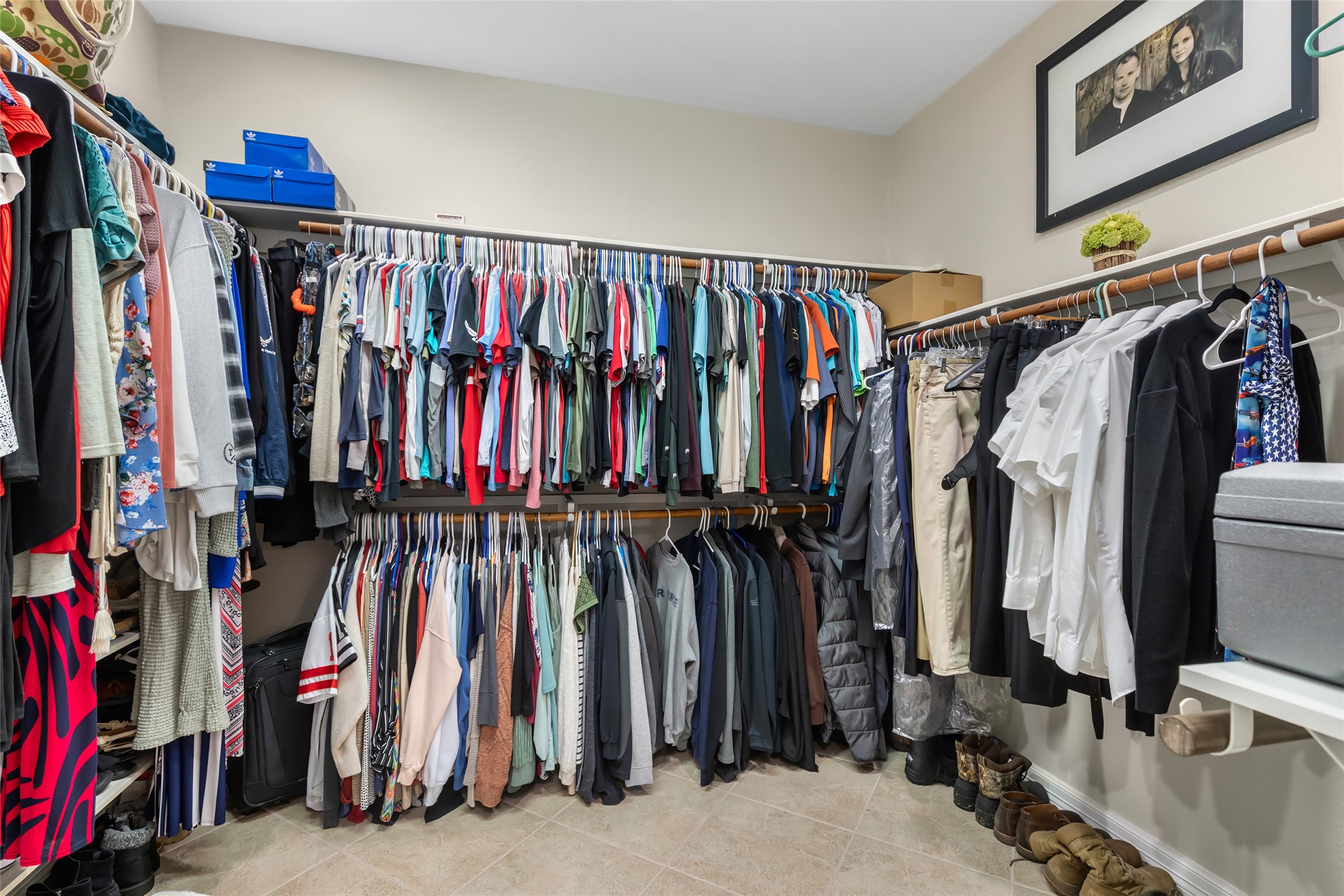 6202 Circle Back Road Baytown, TX 77523 - Photo 32 of 50 Massive primary closet