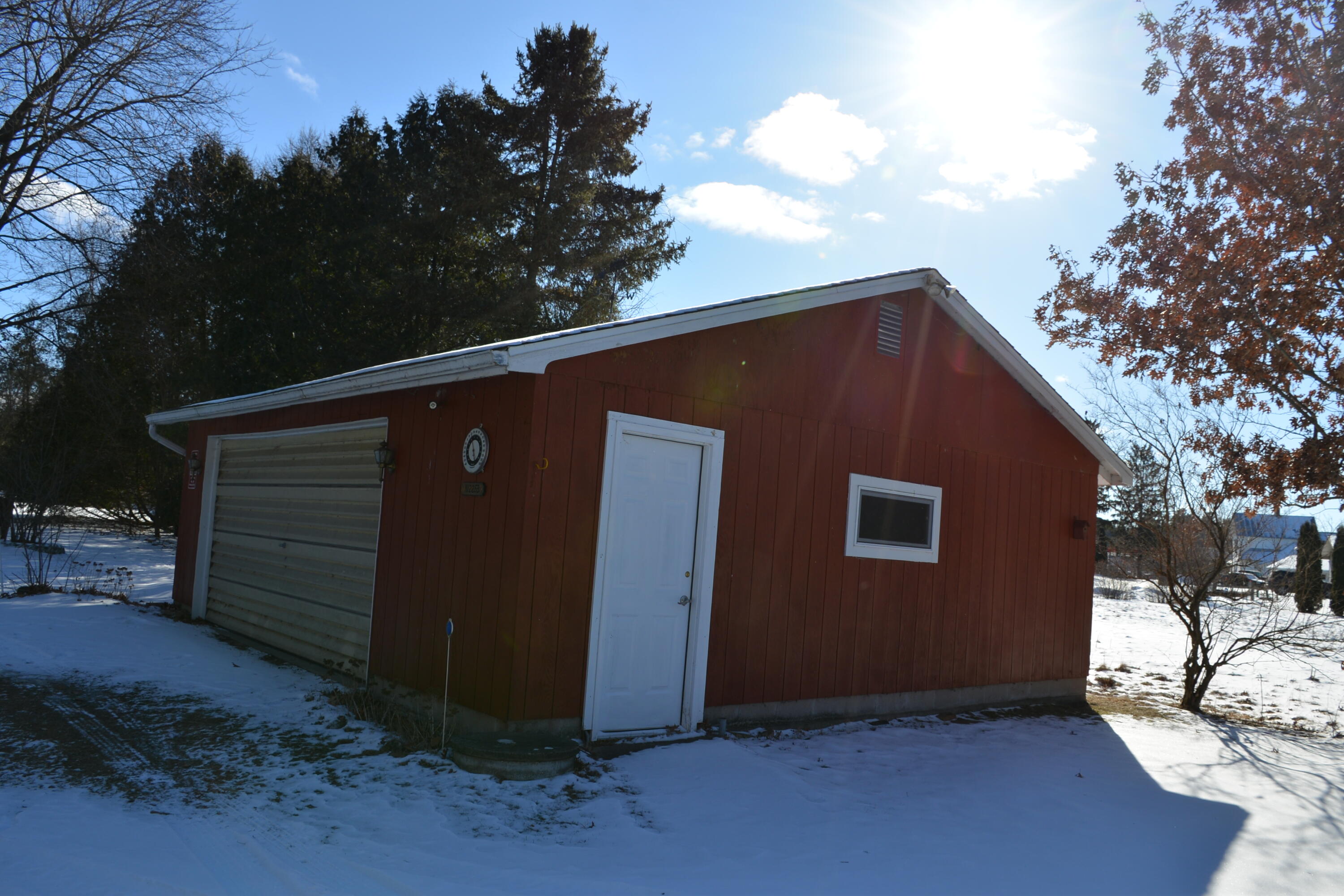 N2253 West Main Street Weyauwega, WI 54983 - Photo 31 of 48 Weyauwega Lake Property (38)