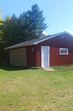 $324,900 | N2253 West Main Street, Weyauwega, WI 54983