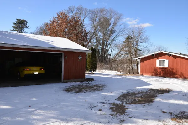 $324,900 | N2253 West Main Street, Weyauwega, WI 54983