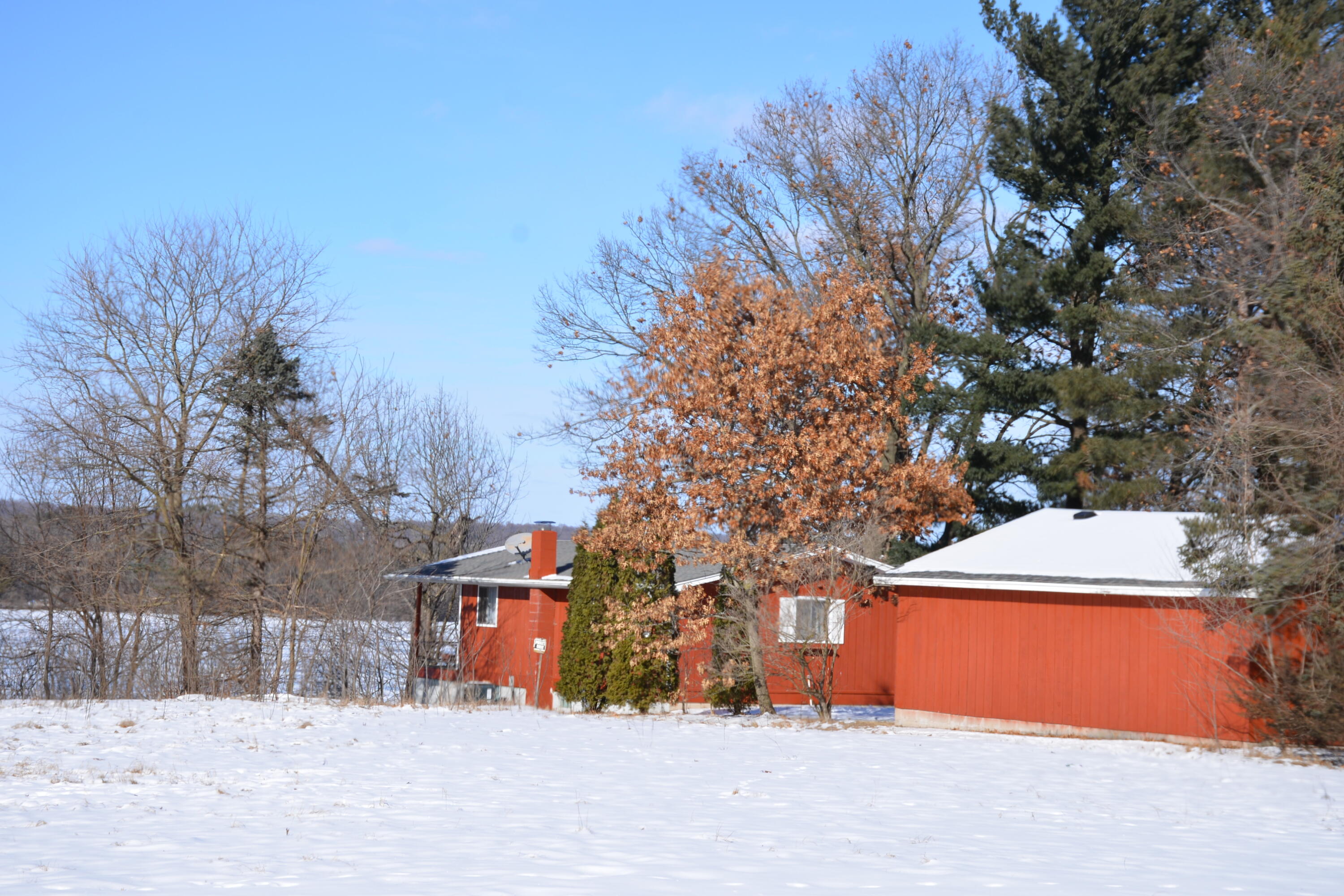 N2253 West Main Street Weyauwega, WI 54983 - Photo 10 of 48 Weyauwega Lake Property (45)