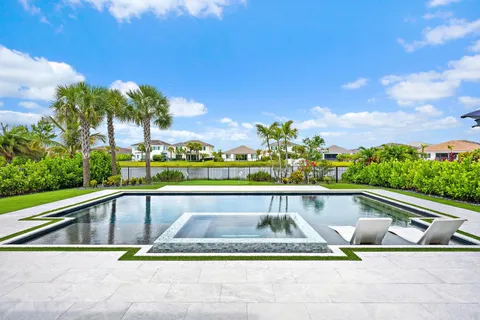 $1,895,000 | 12115 Waterstone Circle, Palm Beach Gardens, FL 33412