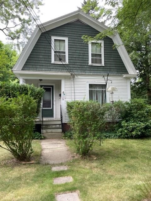 31 Chamberlain Street Rochester, NH 03867 - Photo 1 of 27