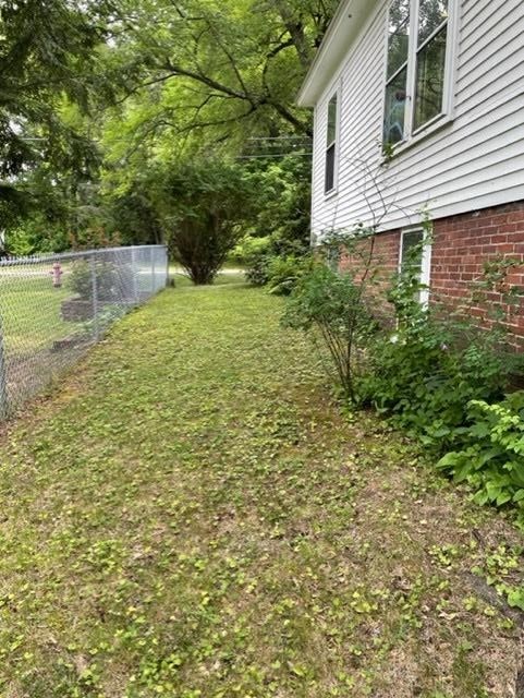 31 Chamberlain Street Rochester, NH 03867 - Photo 25 of 27