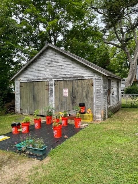 31 Chamberlain Street Rochester, NH 03867 - Photo 6 of 27