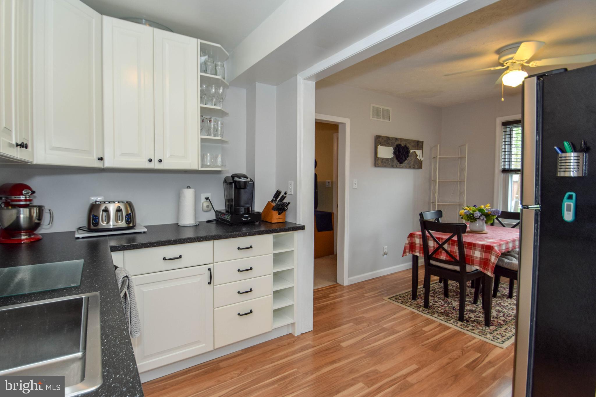 1819 Clearwood Road Baltimore, MD 21234 - Photo 8 of 32 Gallery Image 8