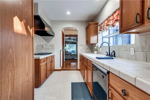 $1,100,000 | 1367 West 21st Street, San Pedro, CA 90732