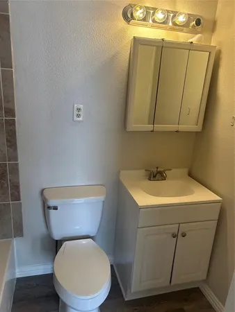 $1,250 | 924 South Lee Avenue, Sherman, TX 75090
