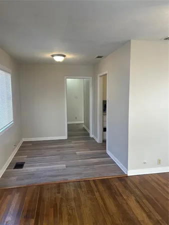 $1,250 | 924 South Lee Avenue, Sherman, TX 75090