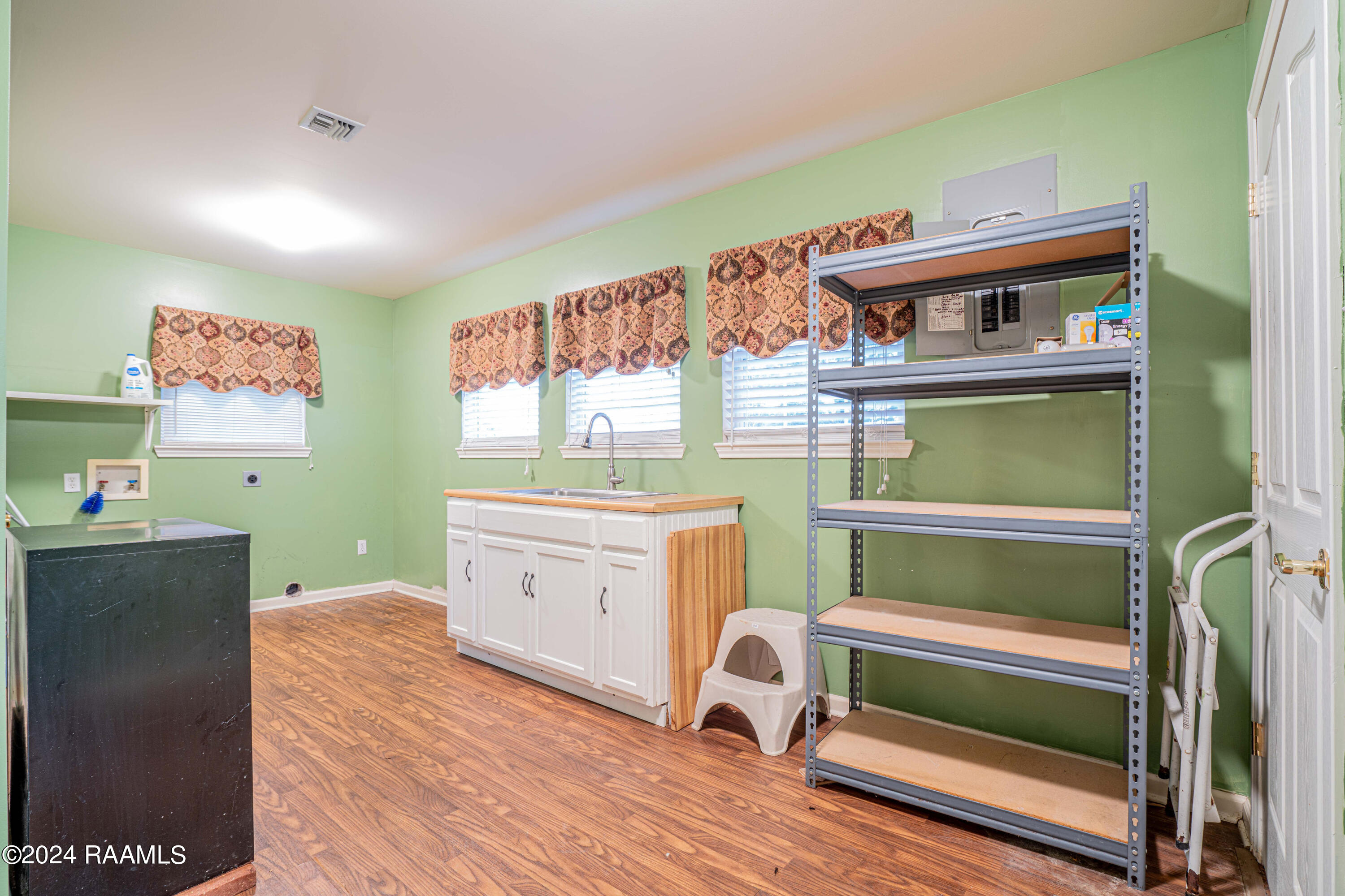 1082 B B Senior High Road Breaux Bridge, LA 70517 - Photo 16 of 31 SH_09302