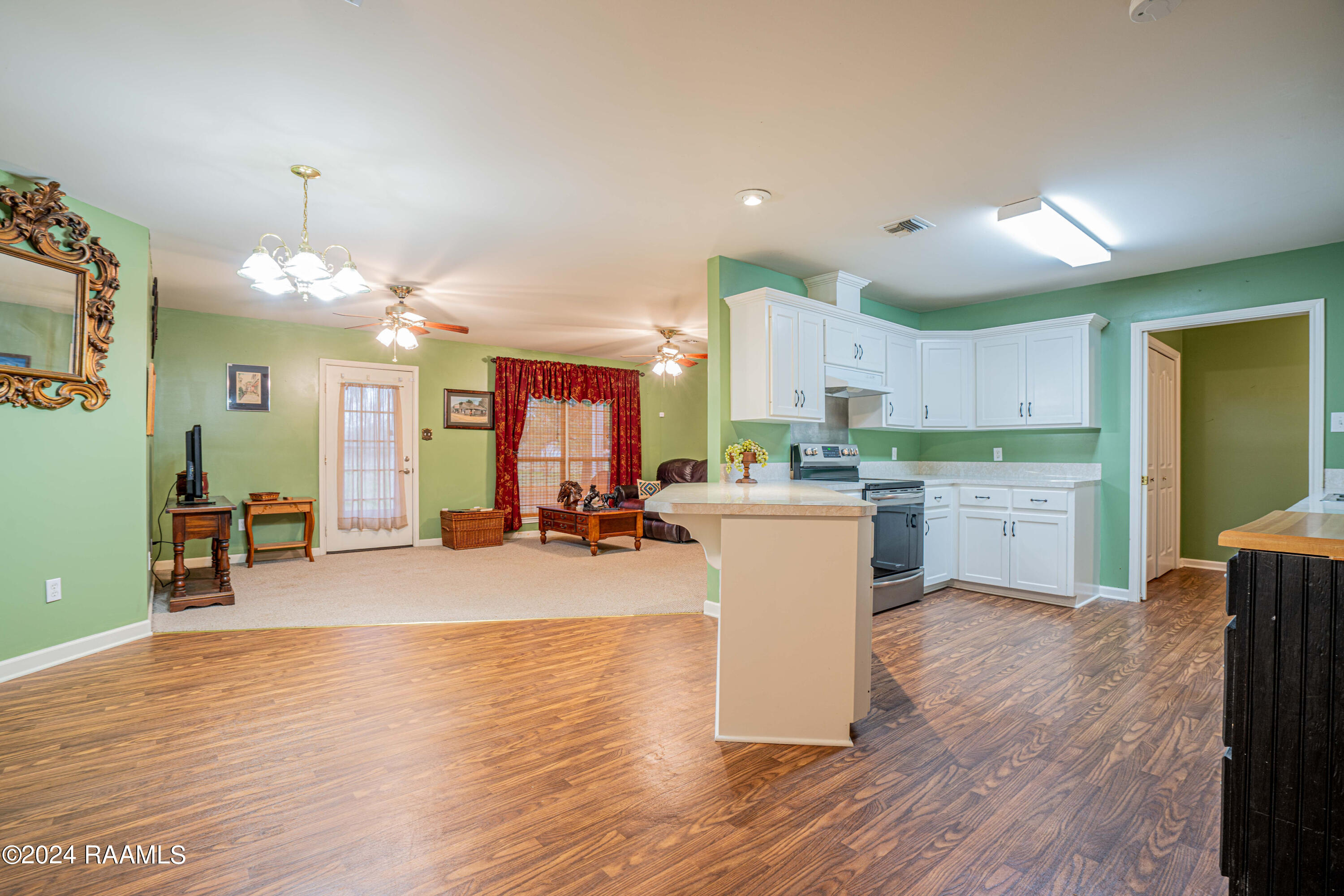 1082 B B Senior High Road Breaux Bridge, LA 70517 - Photo 25 of 31 SH_09287