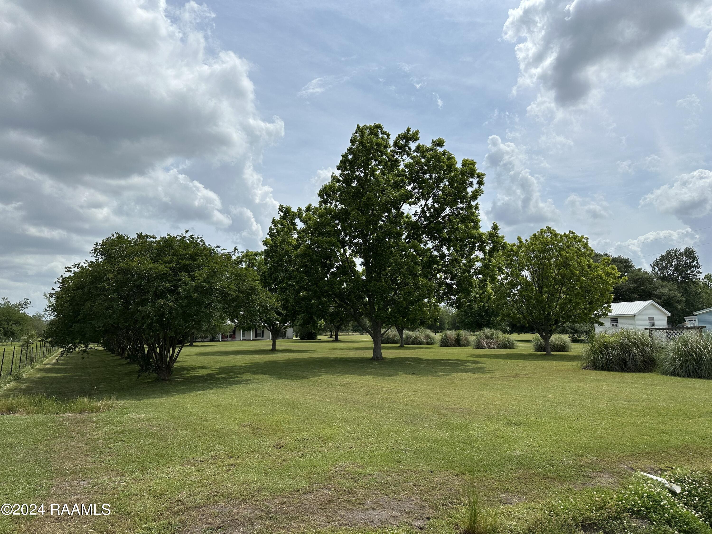1082 B B Senior High Road Breaux Bridge, LA 70517 - Photo 29 of 31 IMG_4714