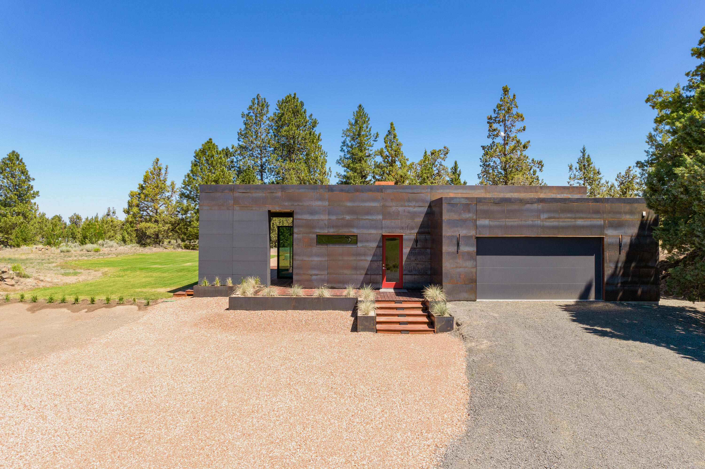 64300 Schibel Road Bend, OR 97703 - Photo 4 of 33 DJI_0387
