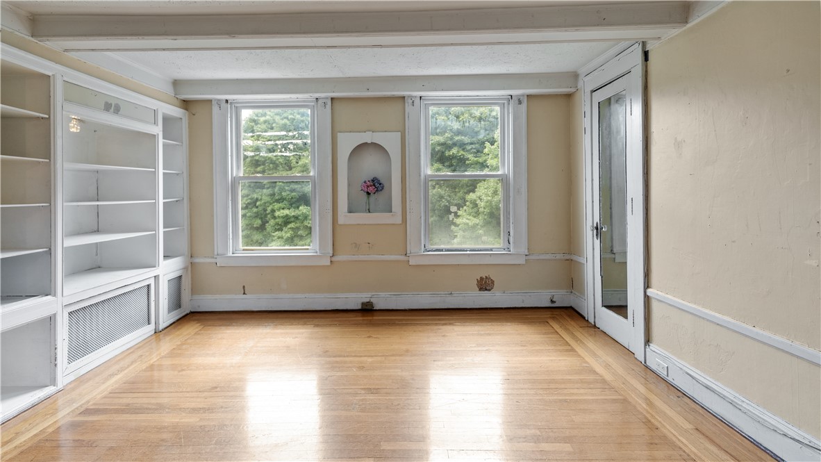 51 Beach Street Westerly, RI 02891 - Photo 14 of 38