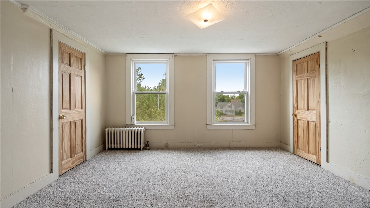 51 Beach Street Westerly, RI 02891 - Photo 15 of 38