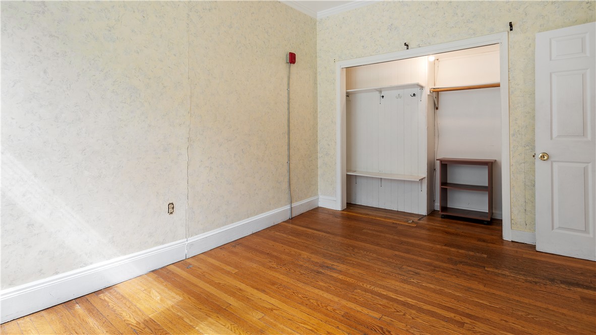 51 Beach Street Westerly, RI 02891 - Photo 16 of 38