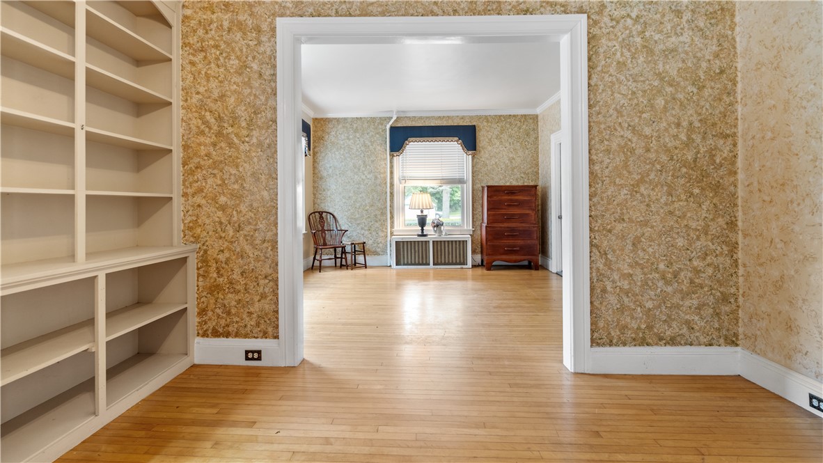 51 Beach Street Westerly, RI 02891 - Photo 17 of 38