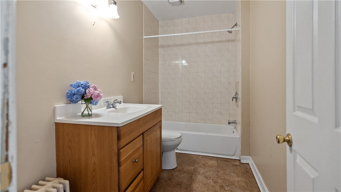 51 Beach Street Westerly, RI 02891 - Photo 20 of 38