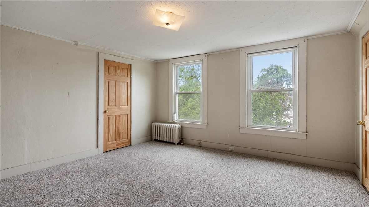 51 Beach Street Westerly, RI 02891 - Photo 9 of 38