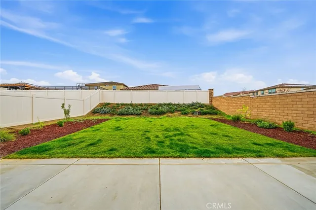 $580,000 | 25662 Buckeye Mdw Lane, Homeland, CA 92548