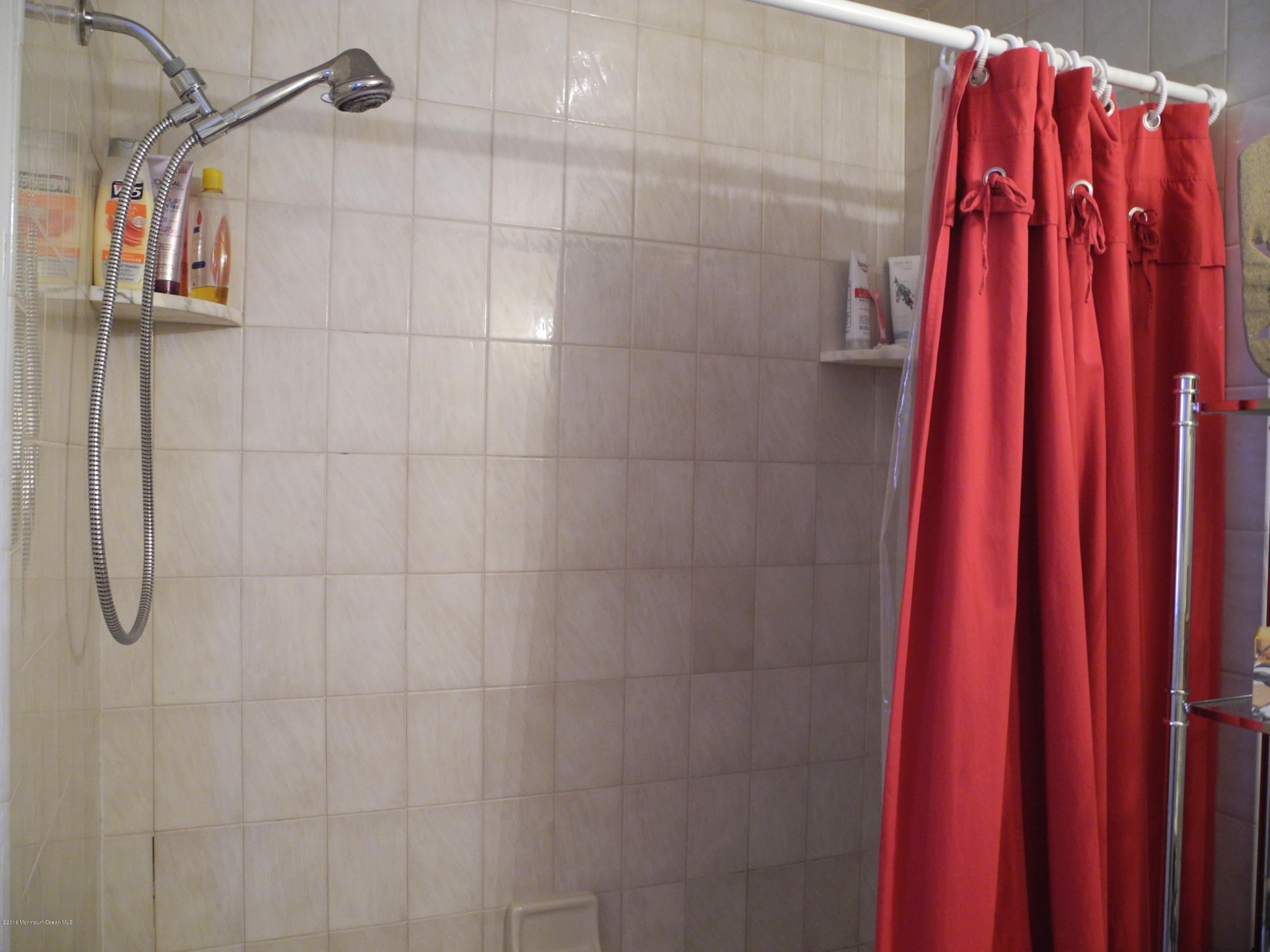 603 Ocean Road, Unit B Spring Lake Heights, NJ 07762 - Photo 8 of 18 DSCN2288