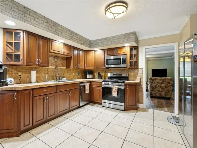 $249,000 | 82 Kilgore Place, Kenner, LA 70065