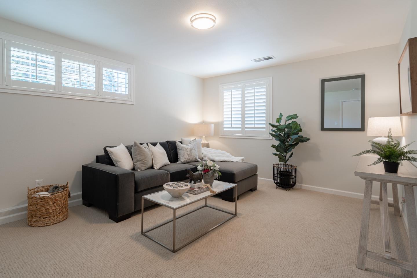 496 Rincon Avenue Sunnyvale, CA 94086 - Photo 16 of 30 Gallery Image 16