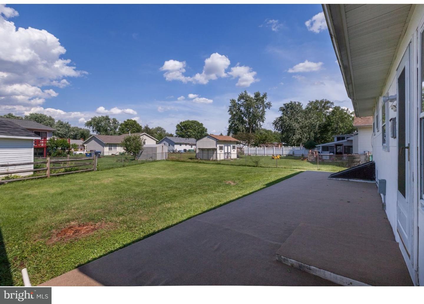 102 Eastfield Road Newark, DE 19713 - Photo 14 of 16 Patio
