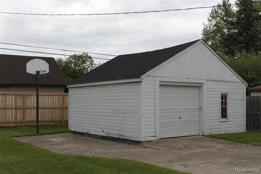 17535 Prospect Street Melvindale, MI 48122 - Photo 4 of 18