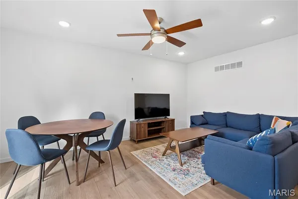 $307,500 | 365 Newbridge Way, O'Fallon, MO 63368